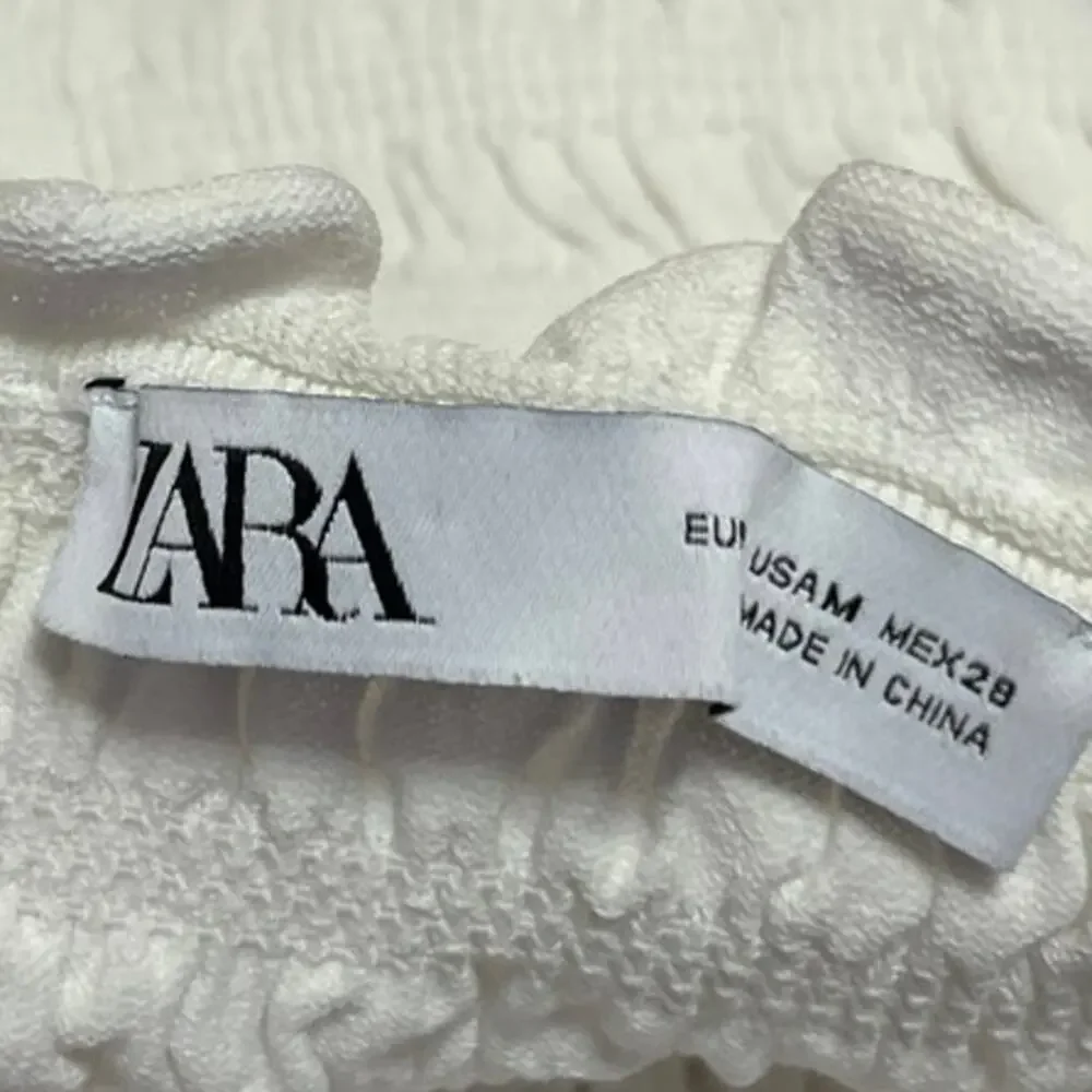 Zara White Smocked Long Sleeve Off The Shoulder Ruffle Blouse Crop Top Size M